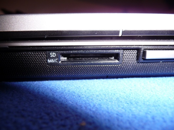 card reader on the HP 6930p