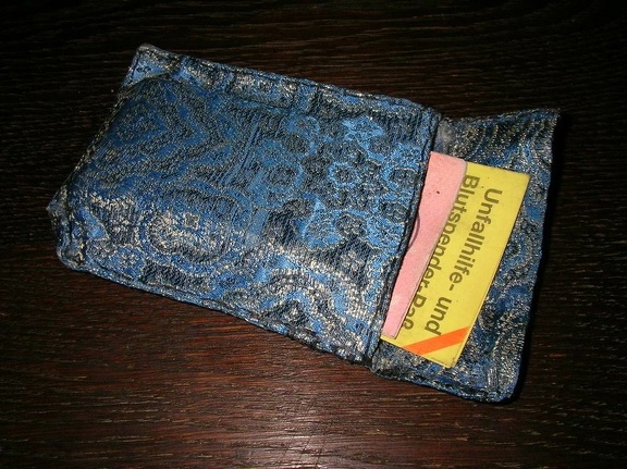 Kiku's wallet